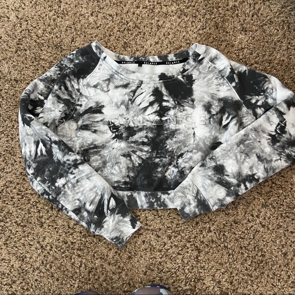 Balance Athletica Aura Pullover size Small